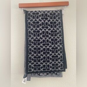 Coach Monogram Logo Signature‎ Scarf Muffler Reversible Knit Black and Gray